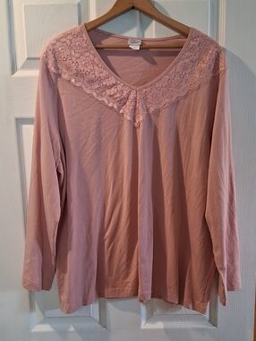 Soft Lace Yoke Long-Sleeve Tee - Dusty Rose